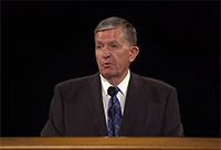 Cecil Samuelson addresses BYU students